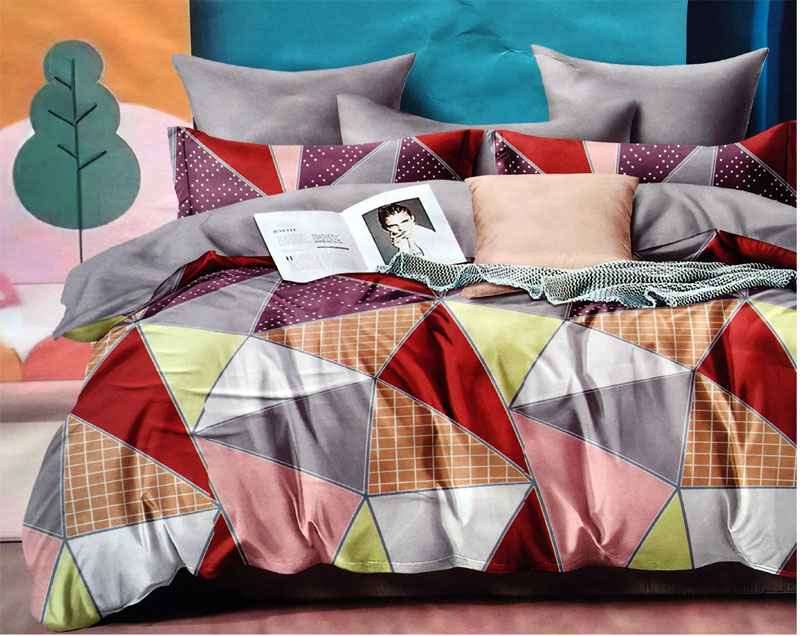 Colorful Triangles Check Bedsheet